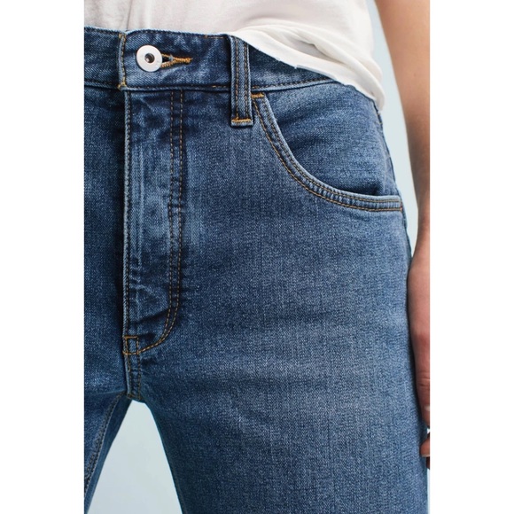 Pilcro and the Letterpress x ANTHROPOLOGIE High Rise Flare Jeans - Picture 3 of 15